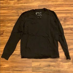 Guess long sleeve - large